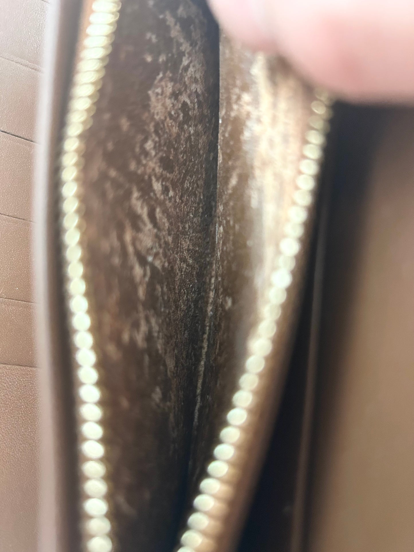 Louis Vuitton Monogram Vernis Eldridge Wallet